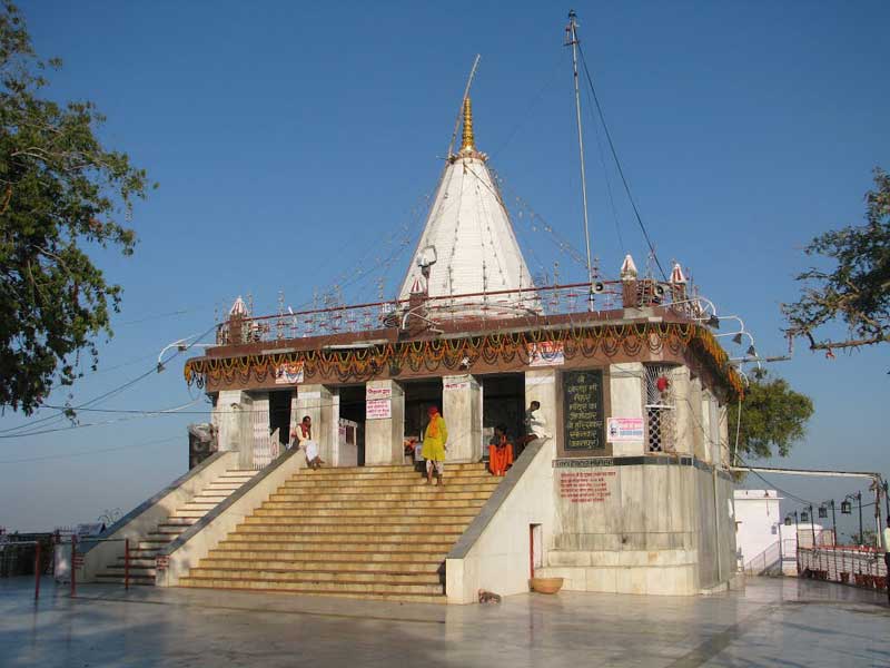 Maihar devi tour from Varanasi